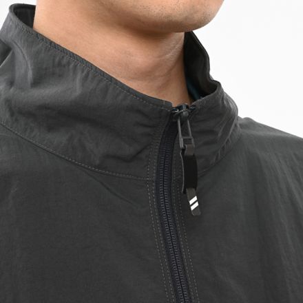 オーバーサイズドスタンドネックベスト