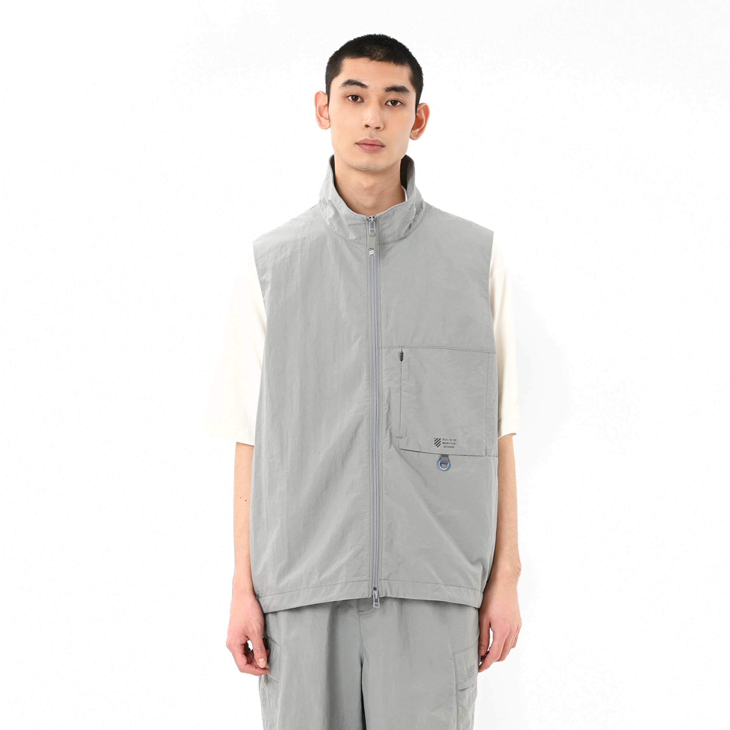 オーバーサイズドスタンドネックベスト