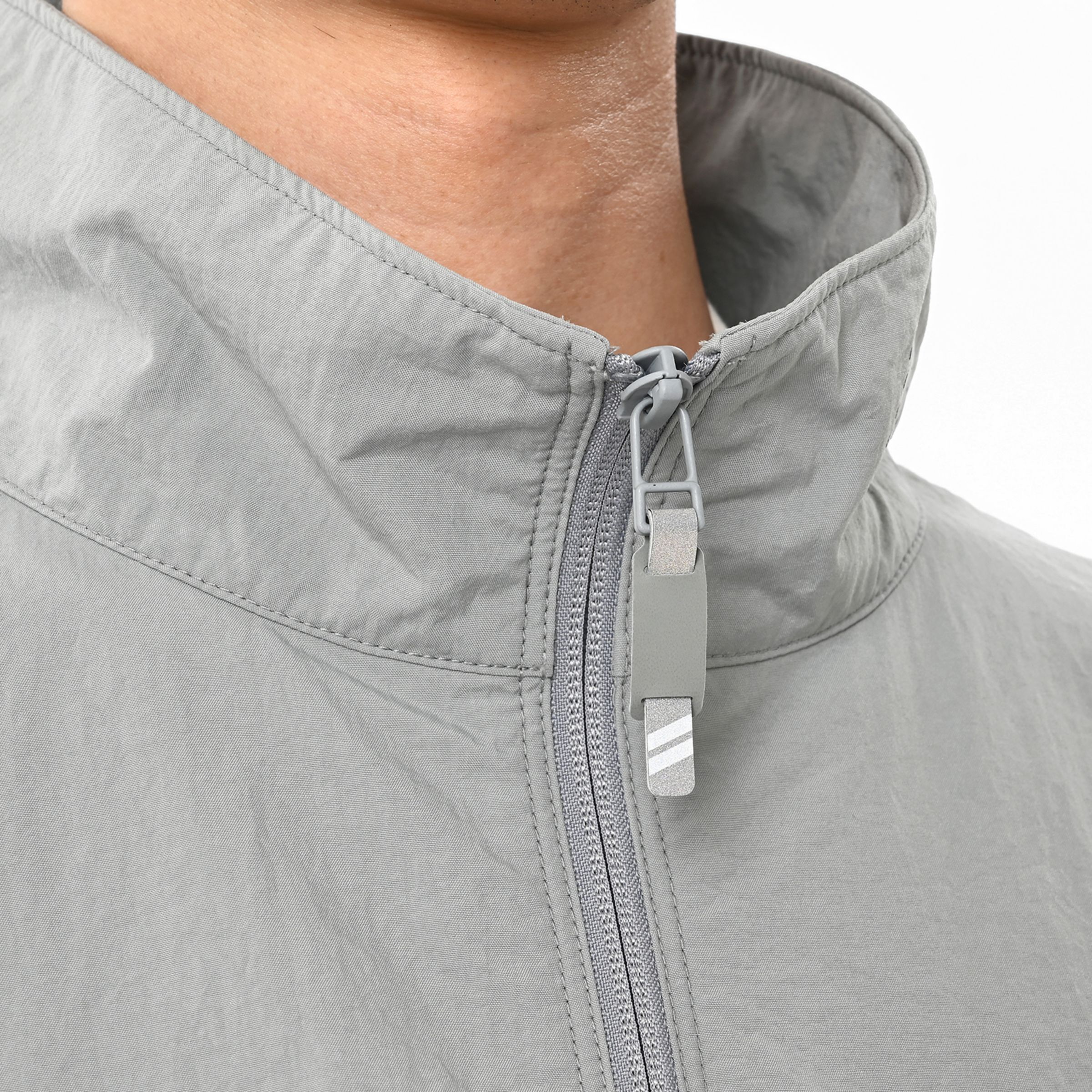 オーバーサイズドスタンドネックベスト