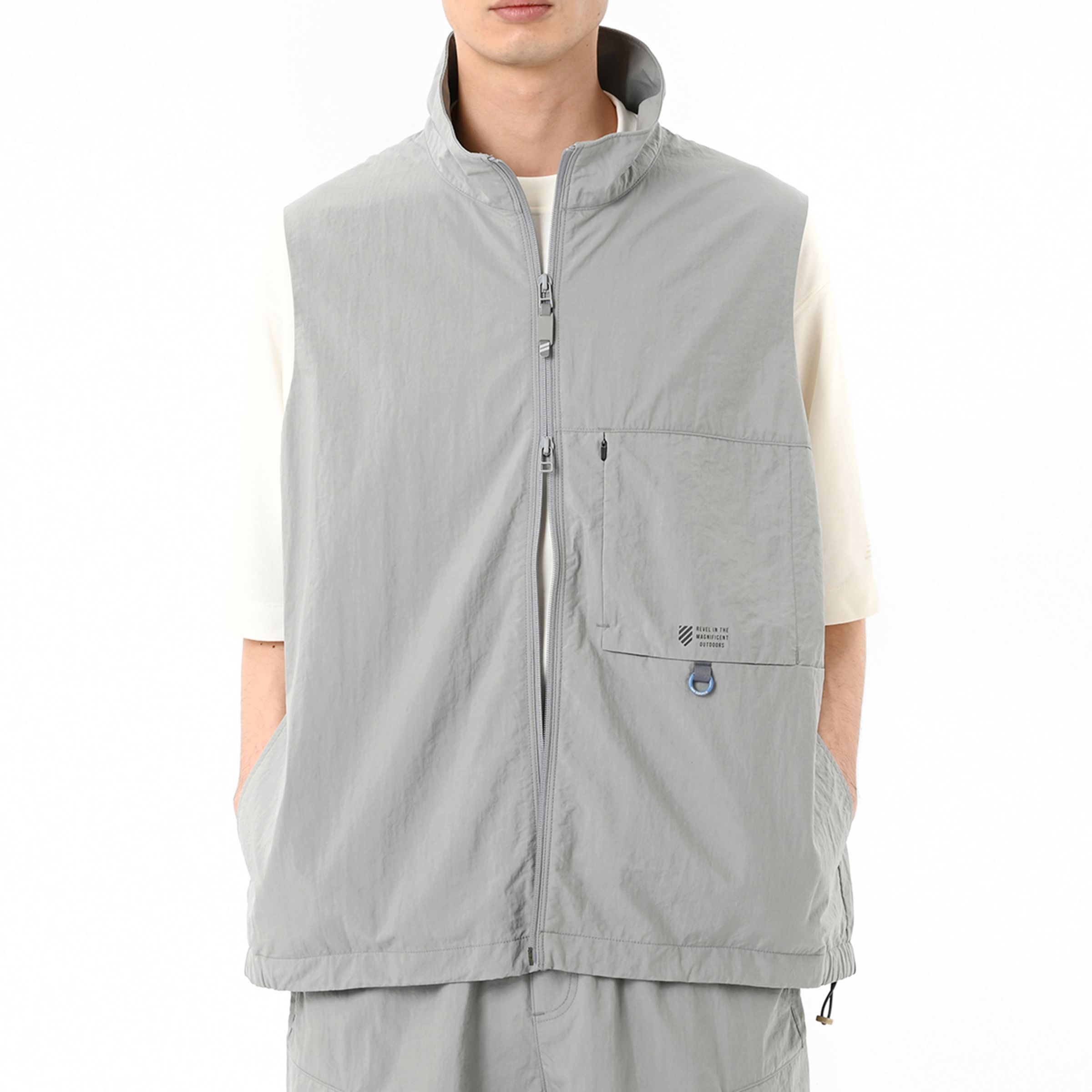 オーバーサイズドスタンドネックベスト