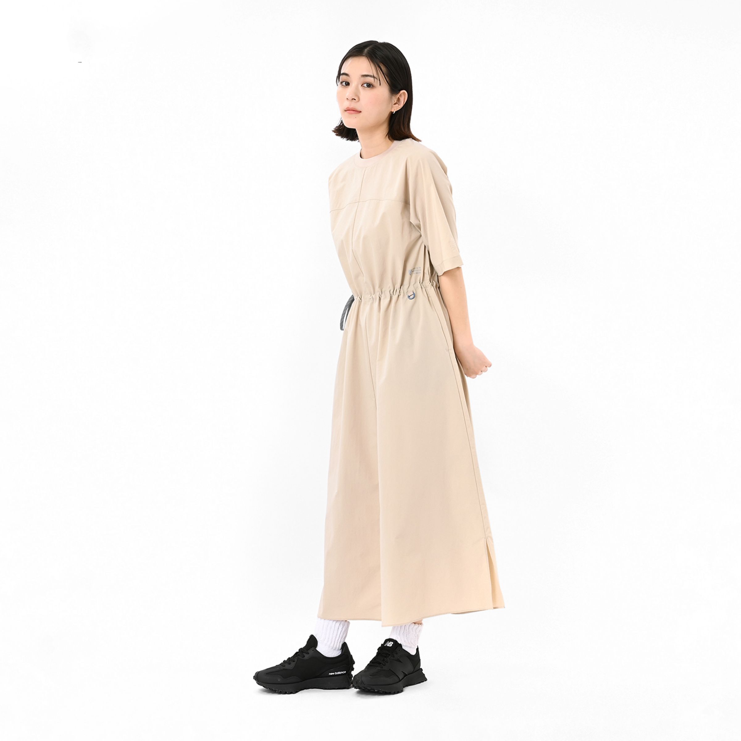 ハーフスリーブソフトシェルドレス