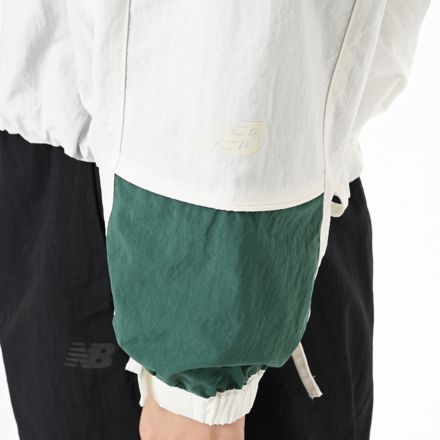 フーデットタスランジャケット