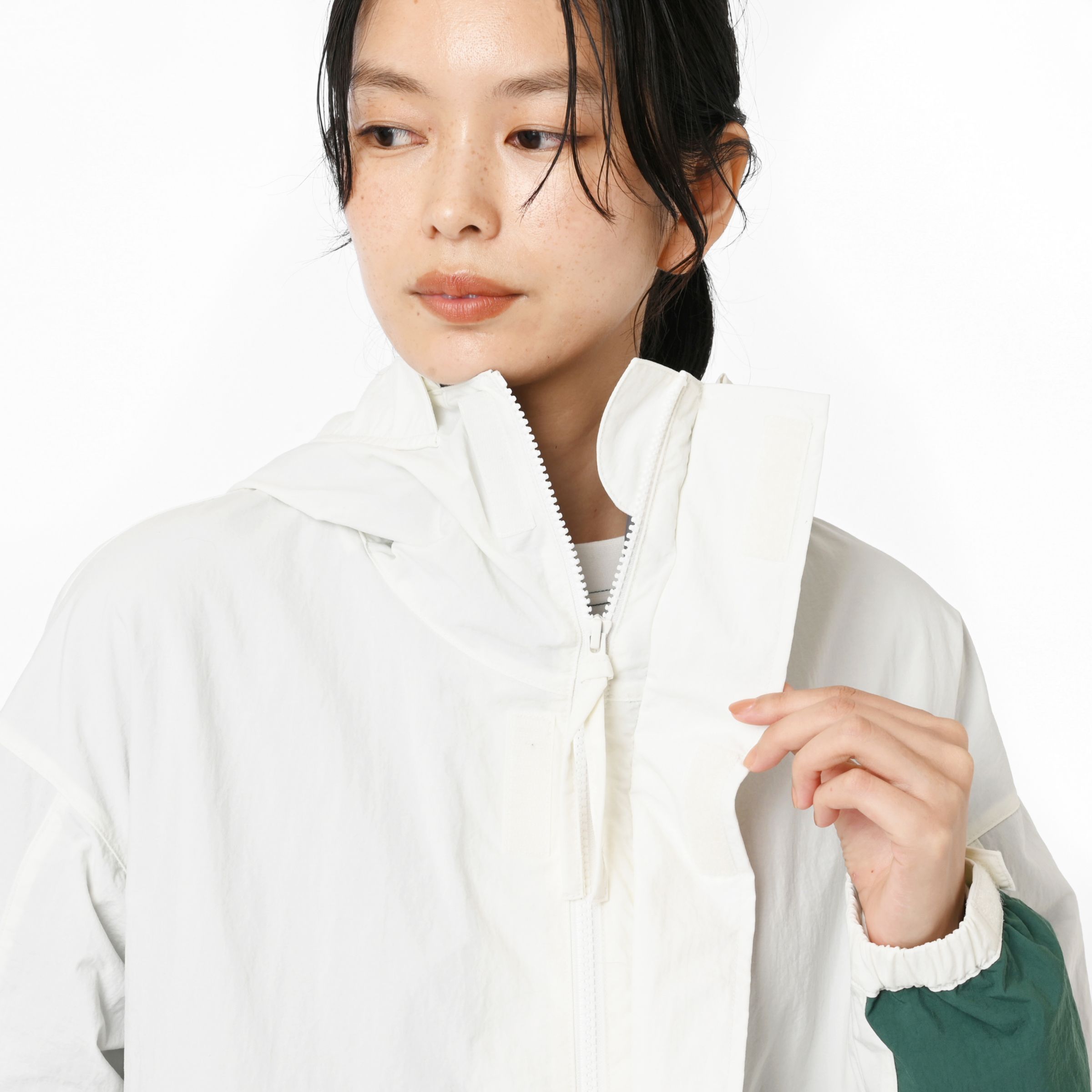 フーデットタスランジャケット