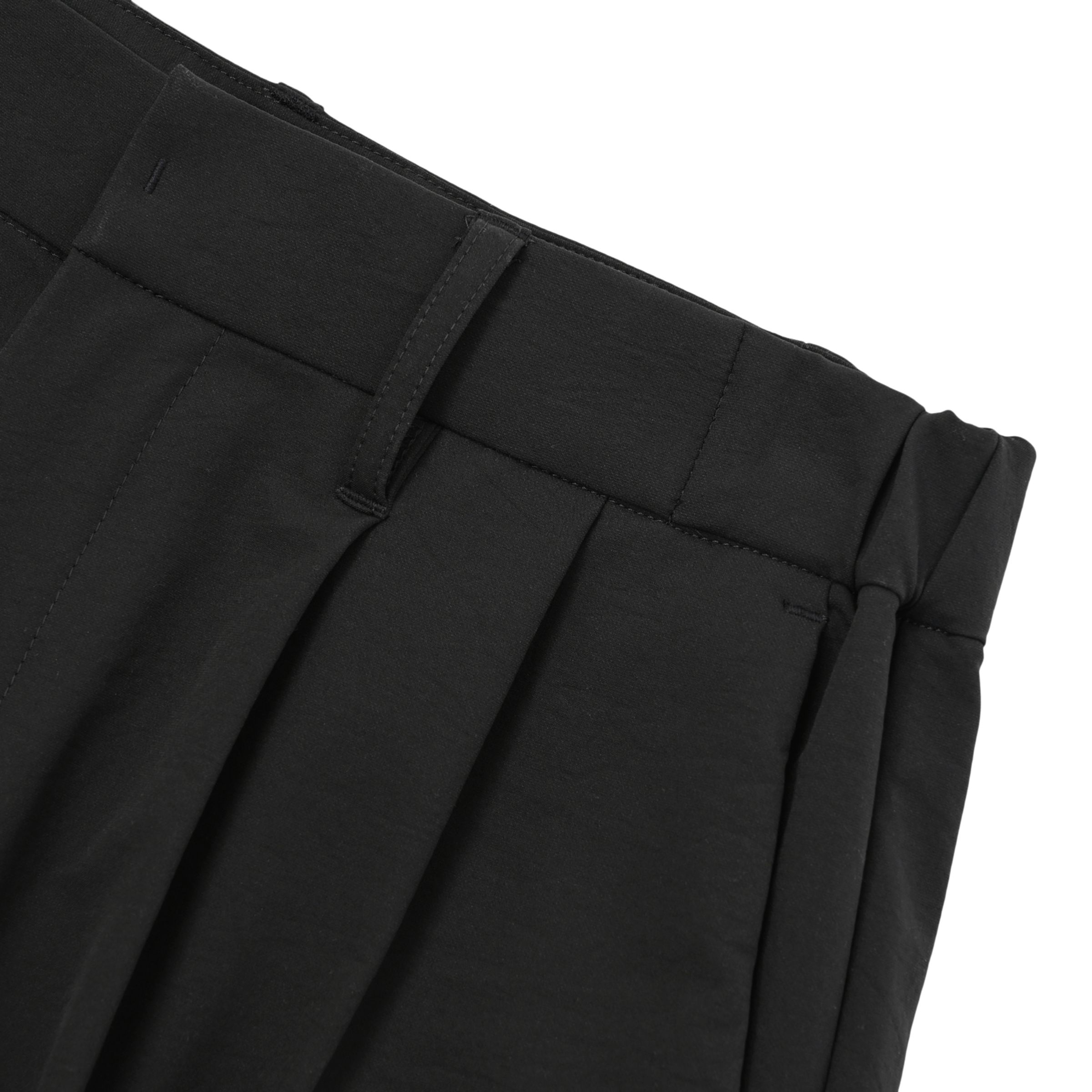 MET24 Tuck Slim Tapered Pants