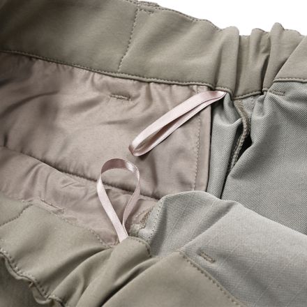 MET24 Tuck Slim Tapered Pants