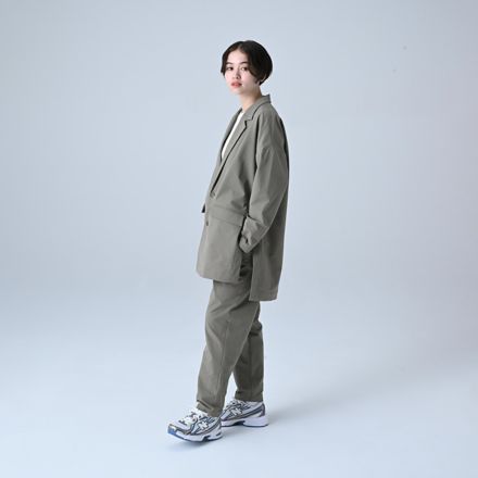 MET24 Tuck Slim Tapered Pants