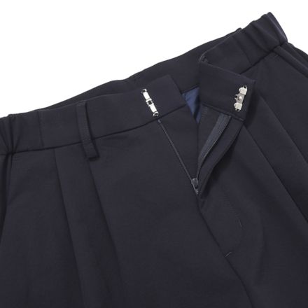 MET24 Tuck Slim Tapered Pants