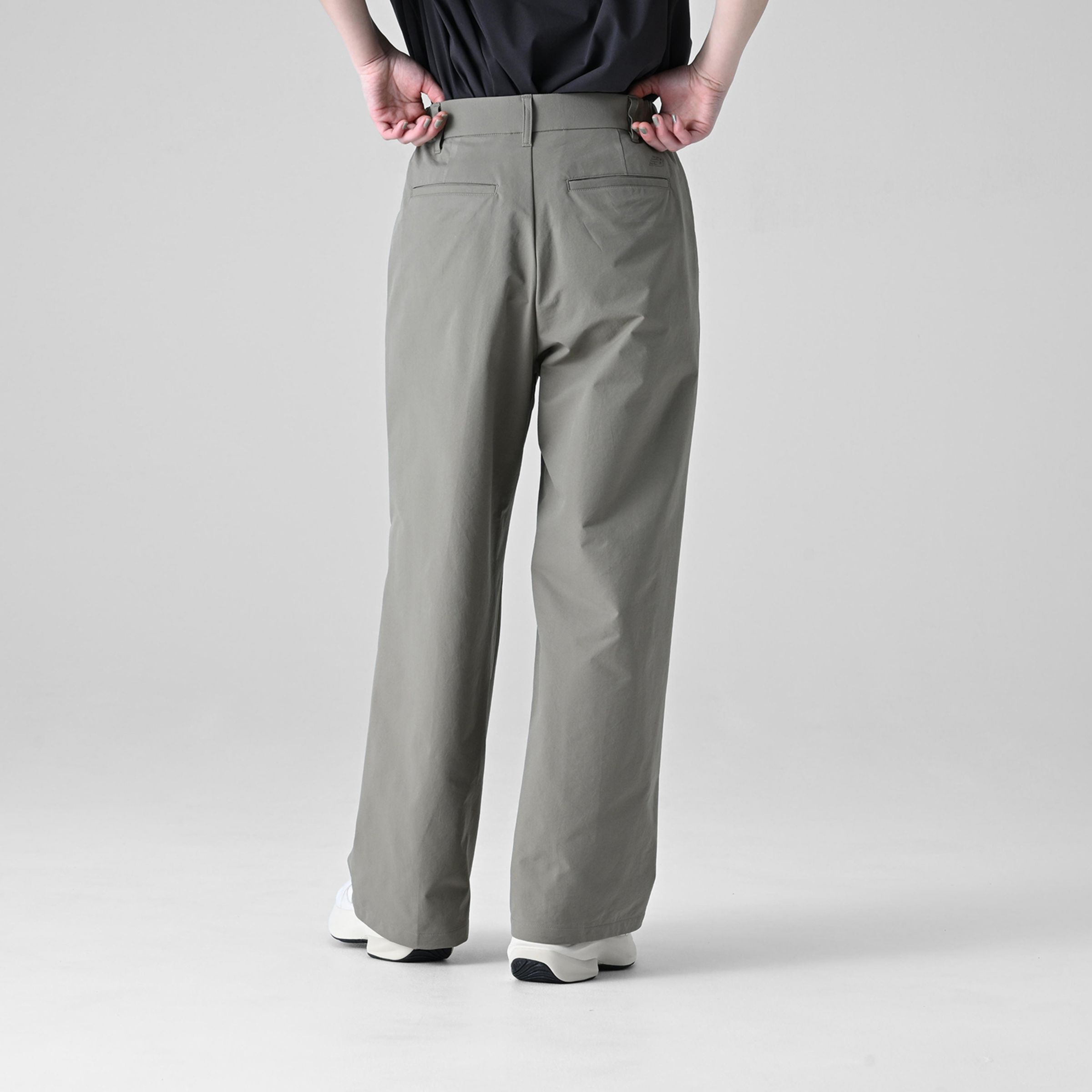 MET24 Tuck Wide Pants