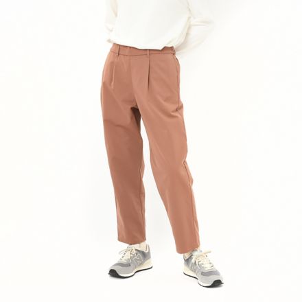 Tuck Straight Pants