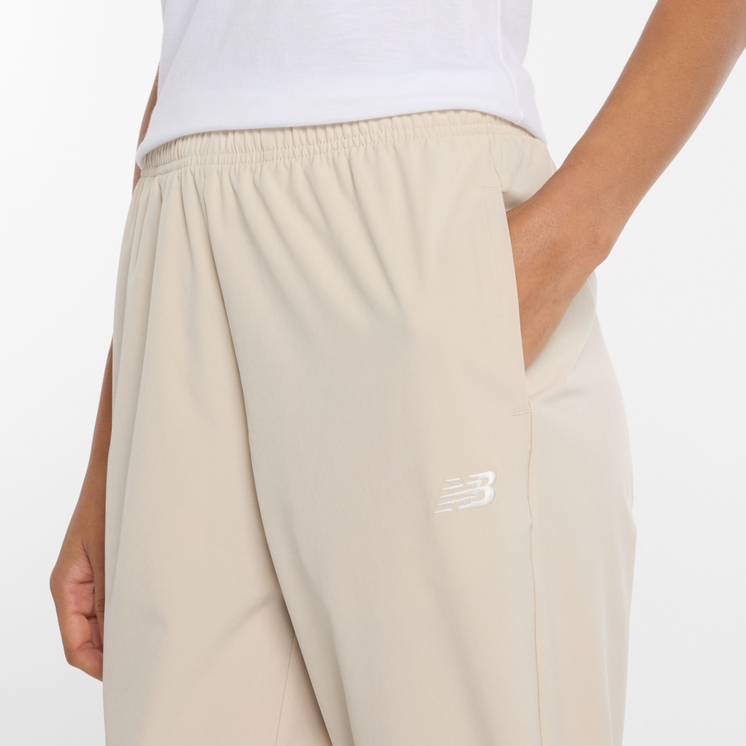 ストレッチウーブンジョガー