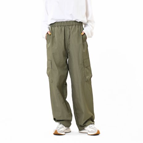 カーゴパンツ