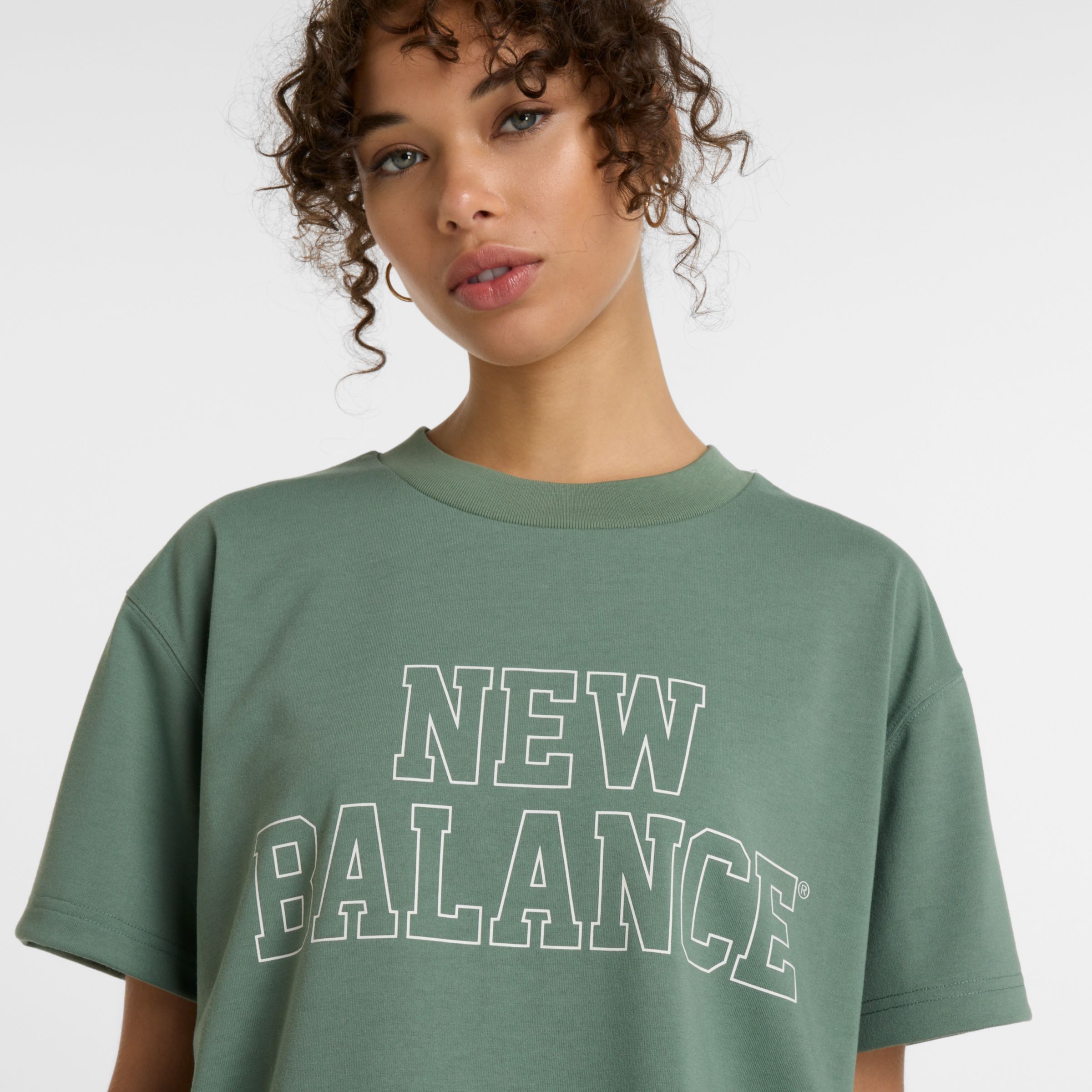 オーバーサイズドショートスリーブTシャツ