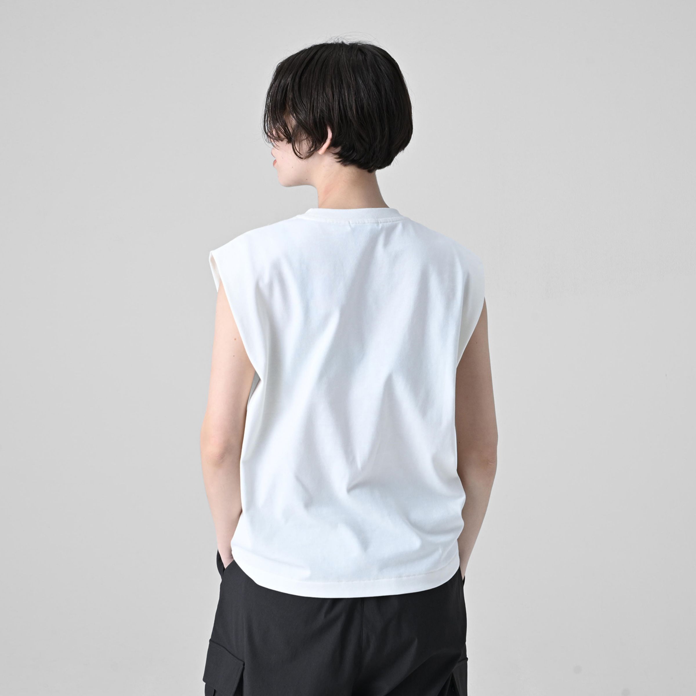 MET24 French Sleeve 圓領上衣