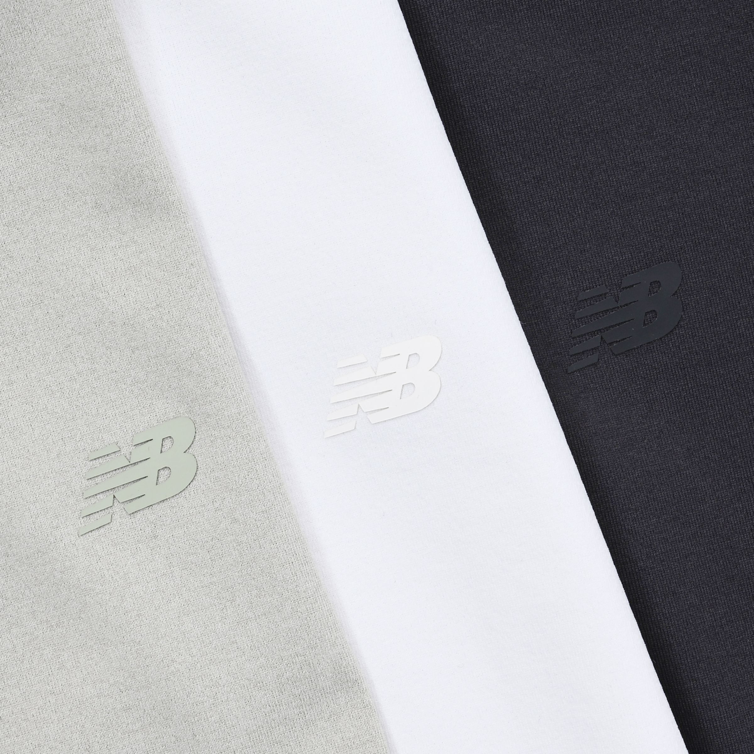 MET24 A 字型圓領上衣