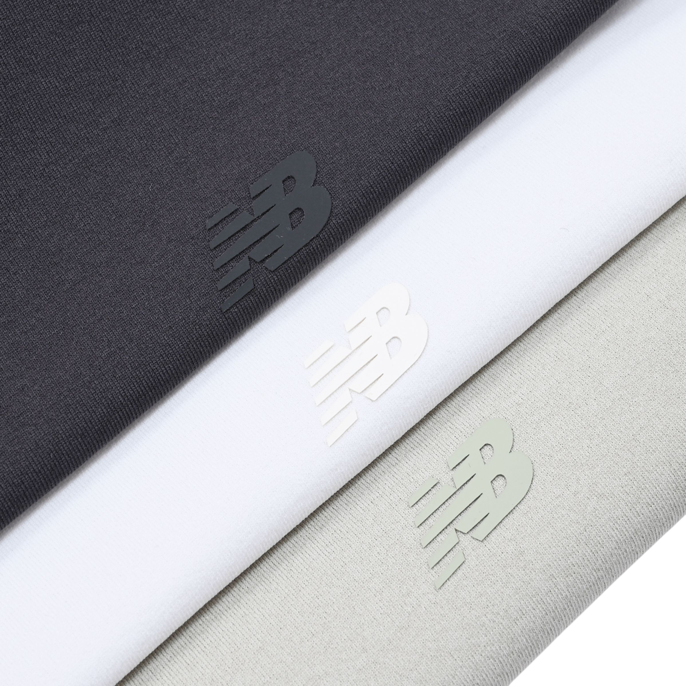 MET24 A 字型圓領上衣