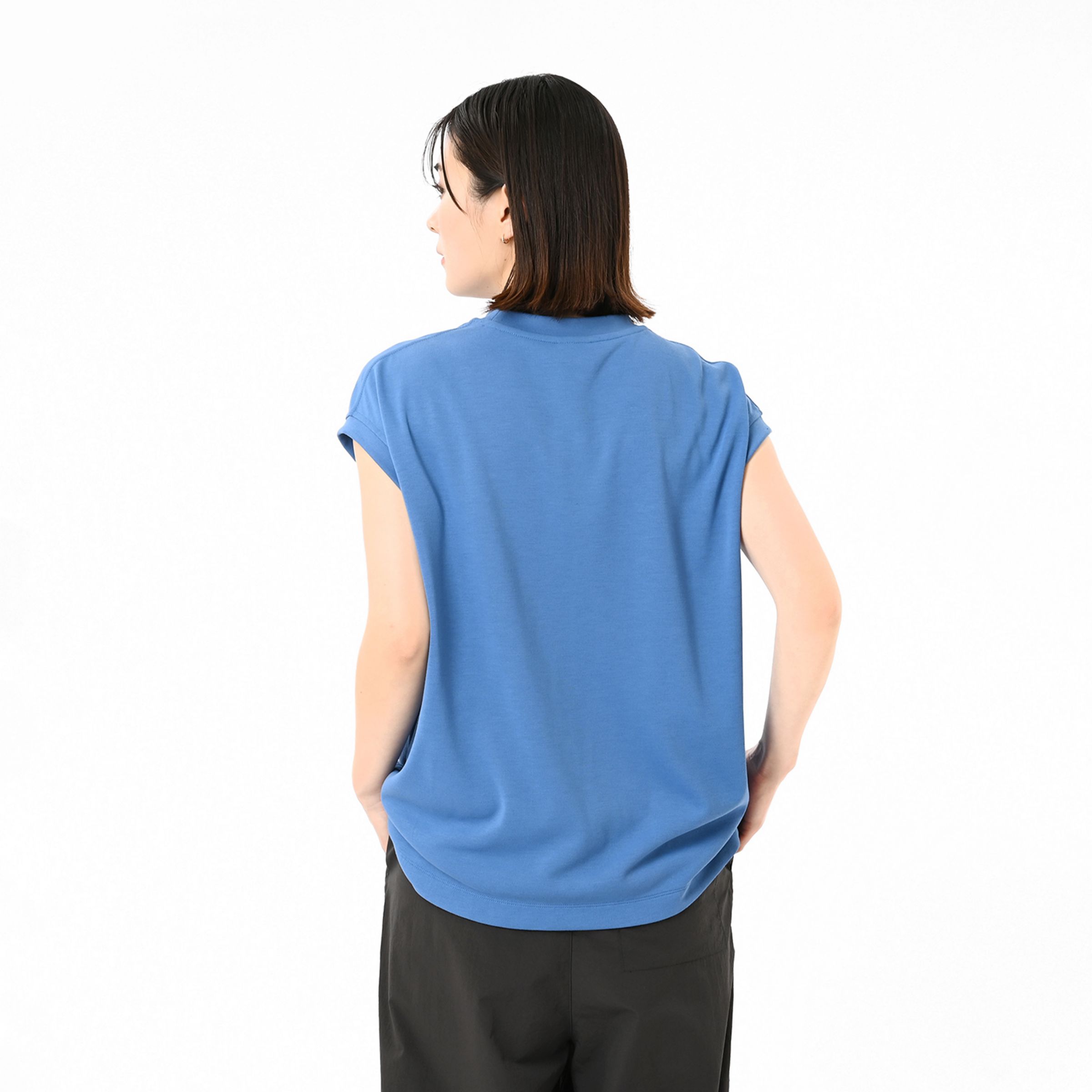 フレンチスリーブクループルオーバー