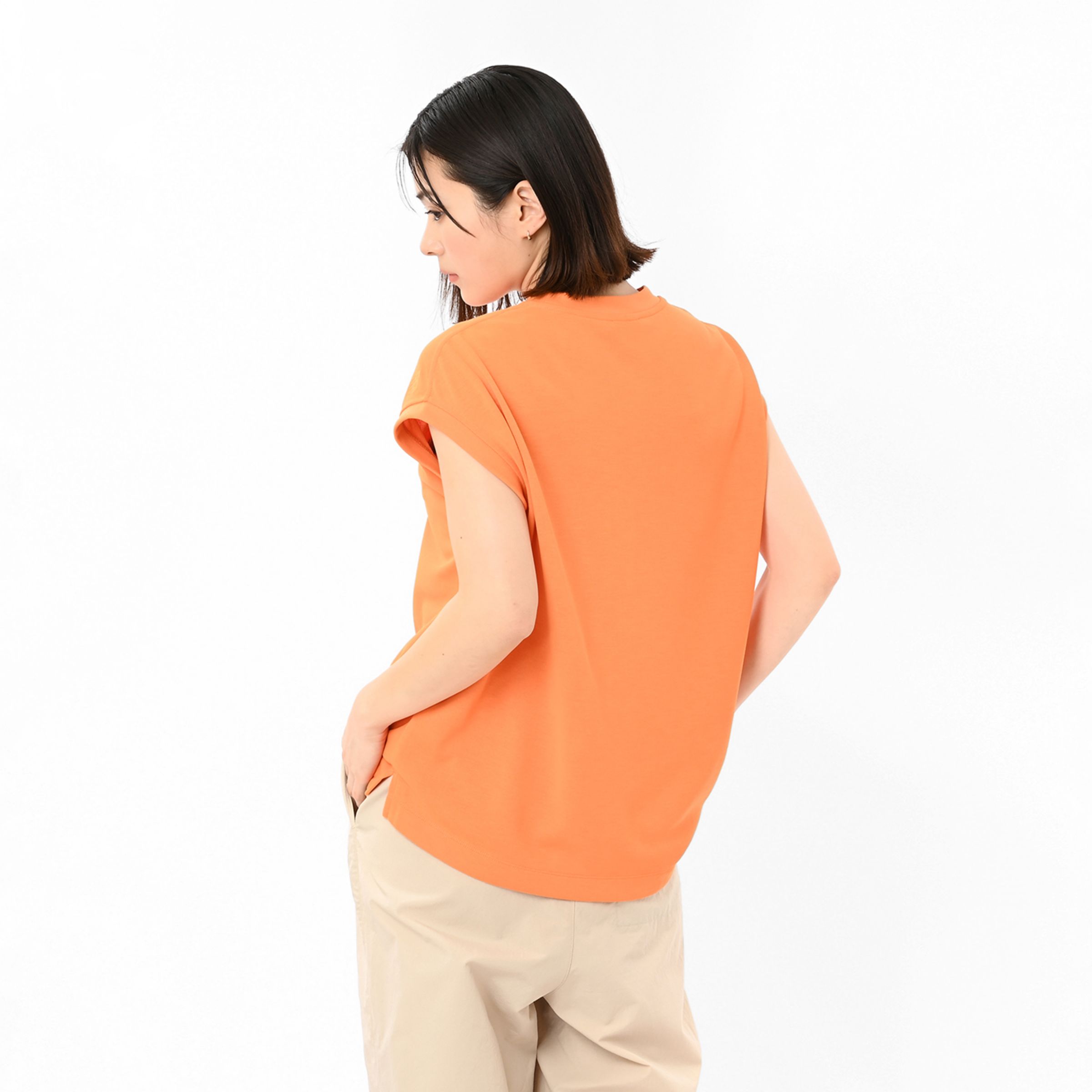 フレンチスリーブクループルオーバー