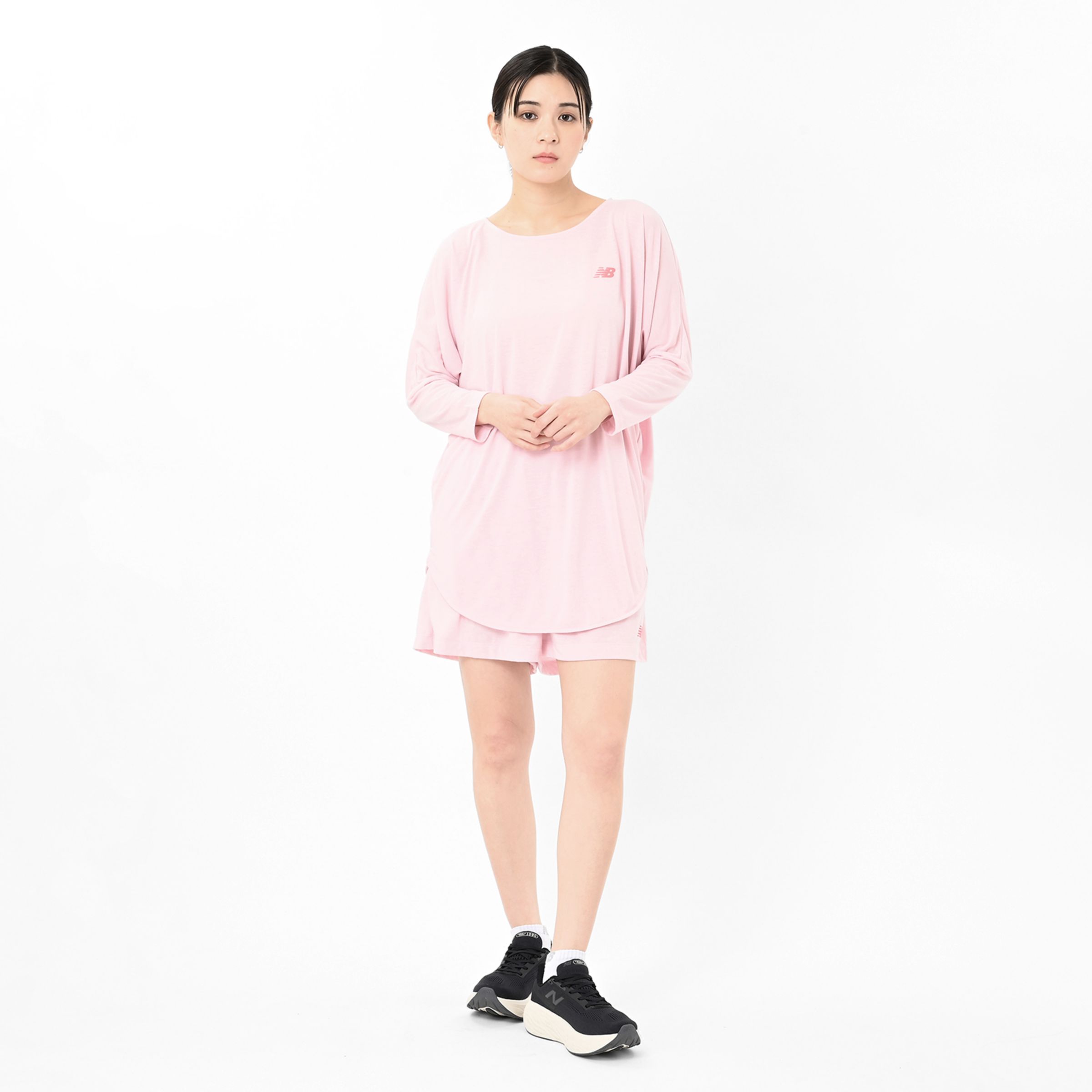 パフォーマンスリラックスフィットTシャツ