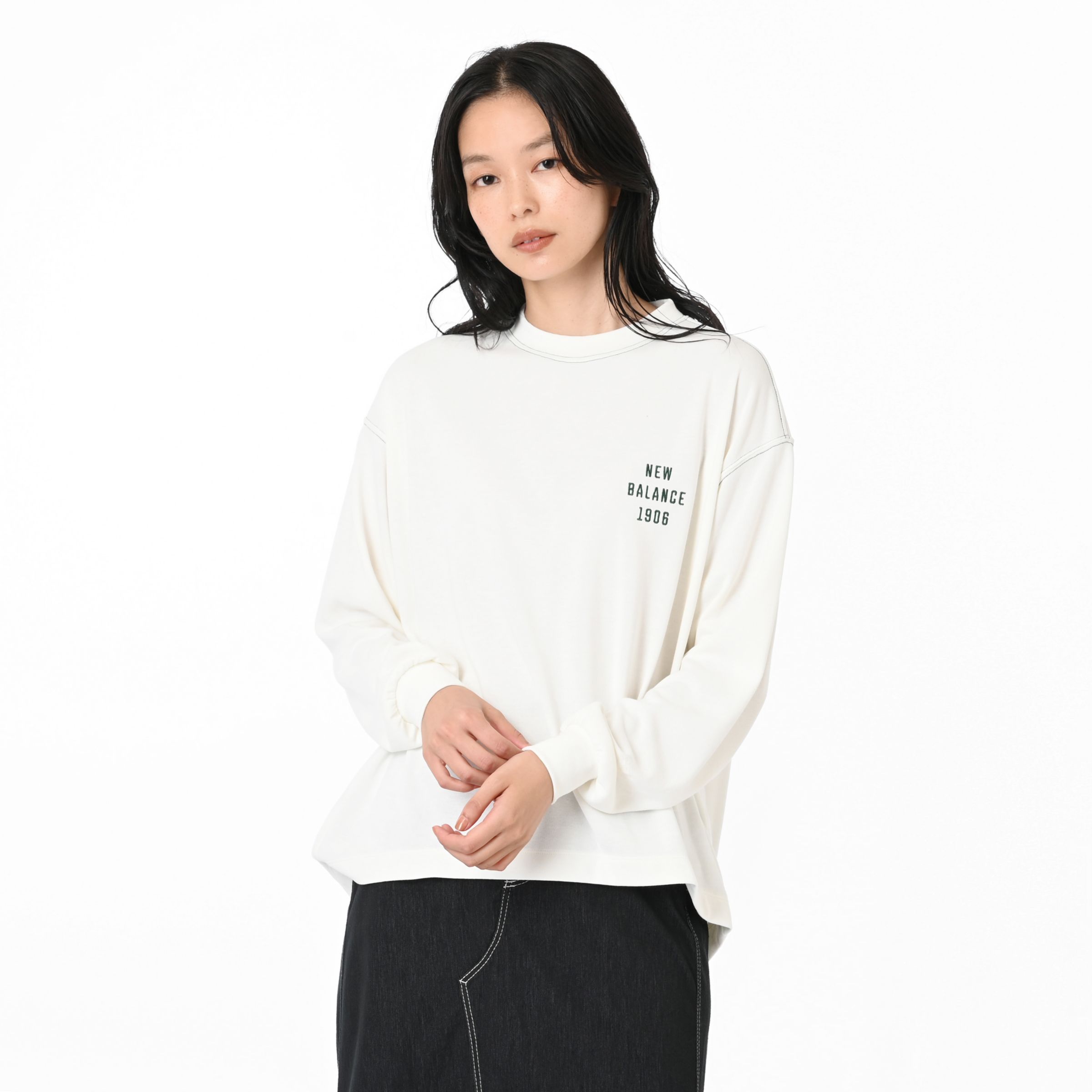 クロップドロングスリーブTシャツ