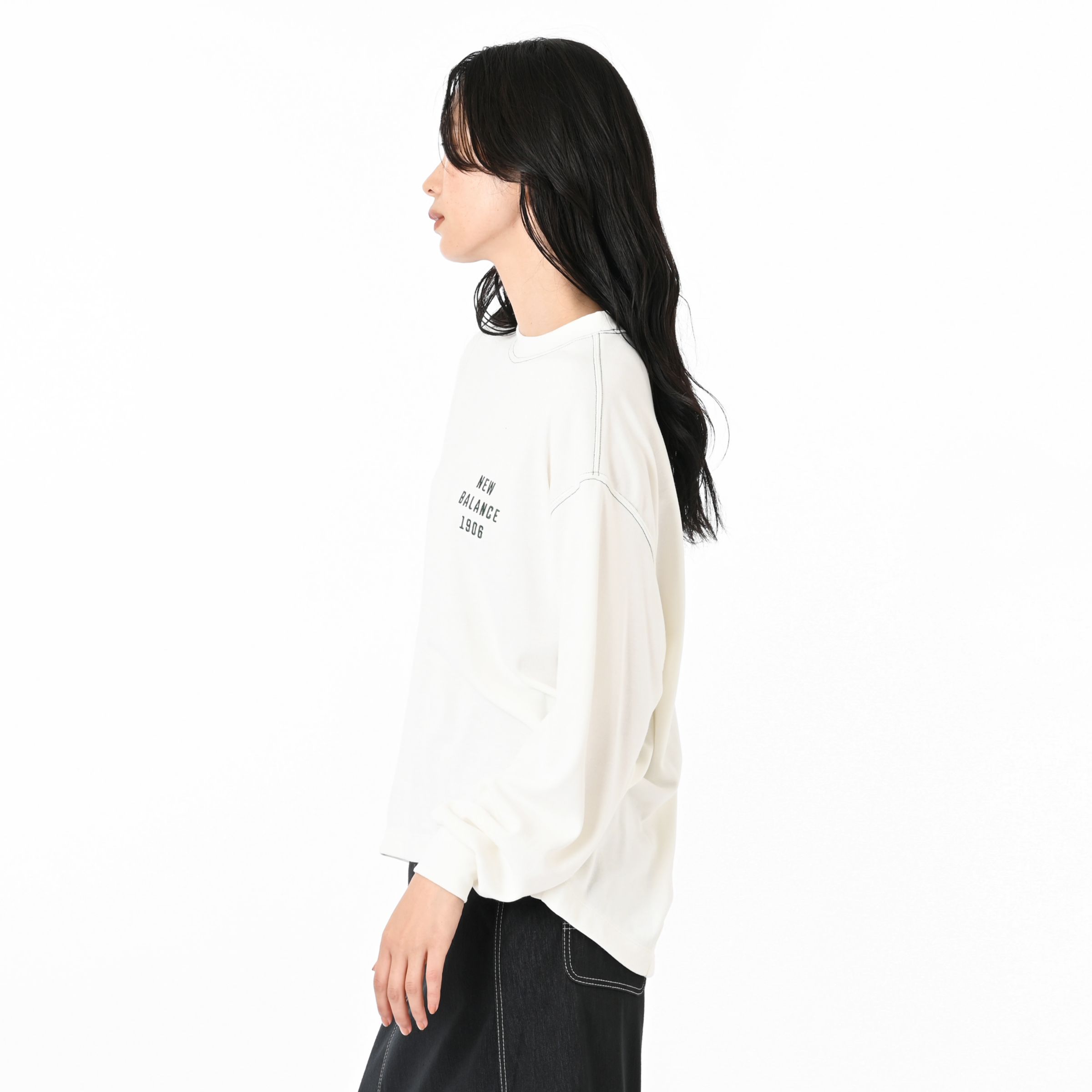 クロップドロングスリーブTシャツ