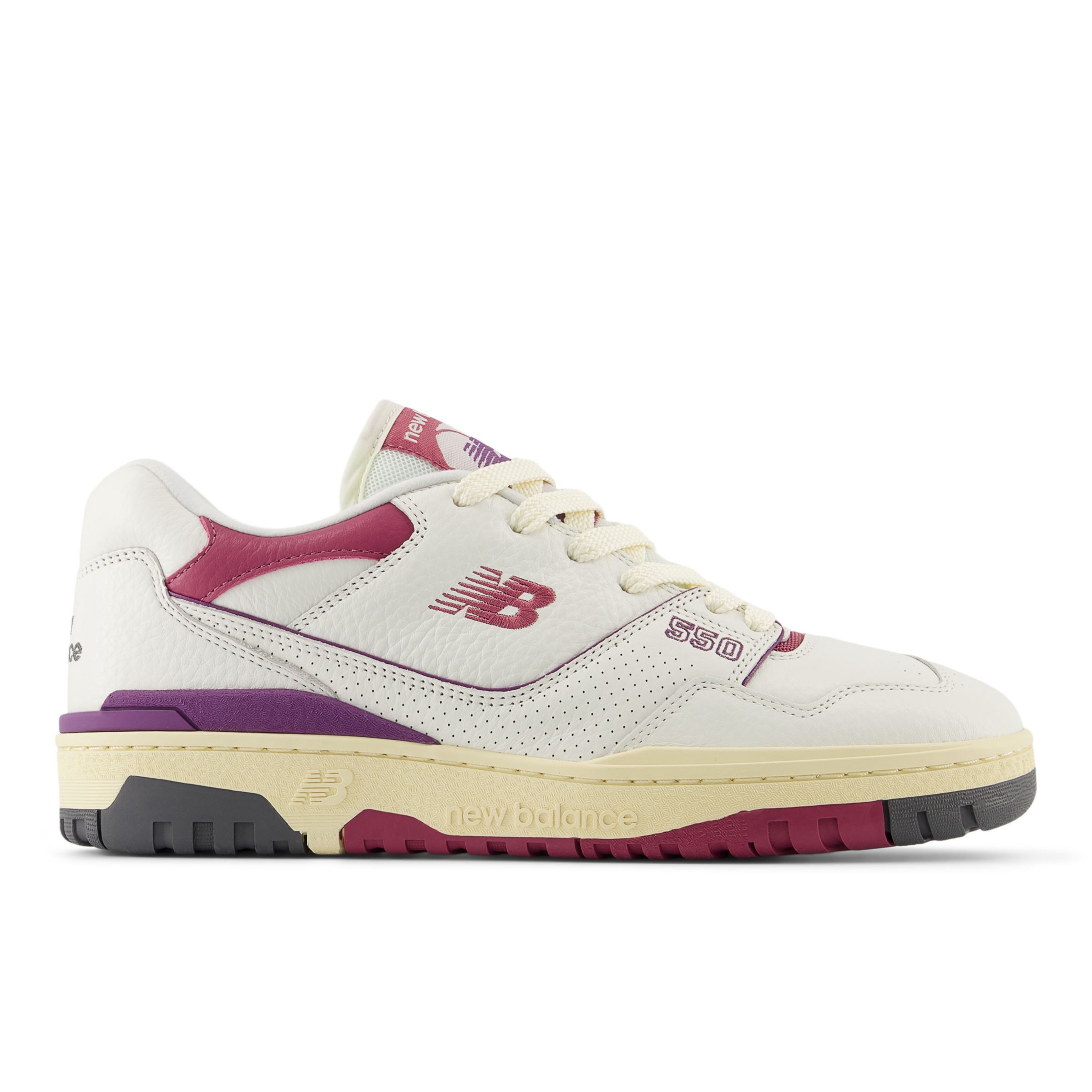 New Balance Unisex 550 in White/Red/Beige Leather, size 5