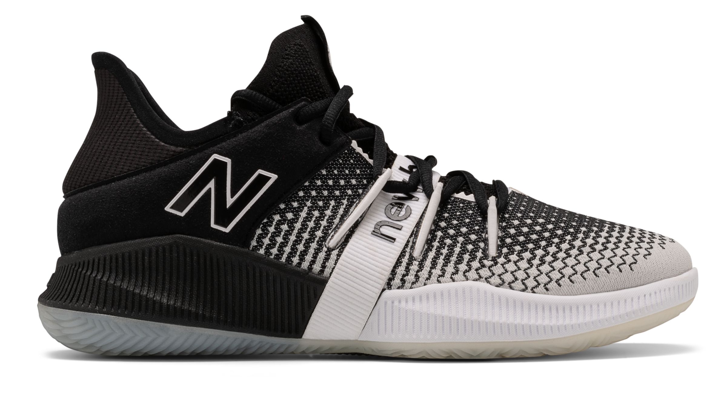 new balance indoor court shoes