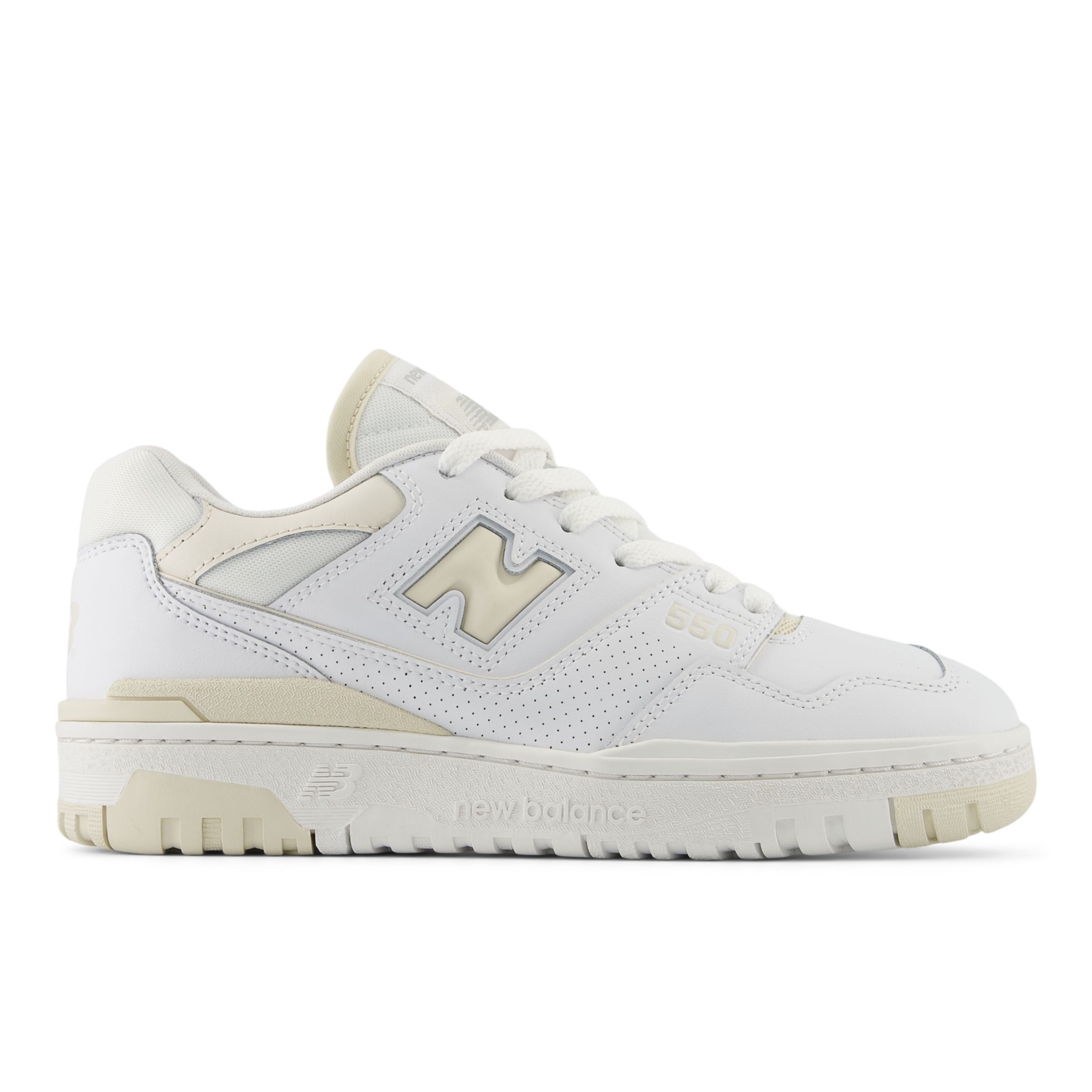 New Balance Women's 550 in White/Cream Leather, size 4 Narrow