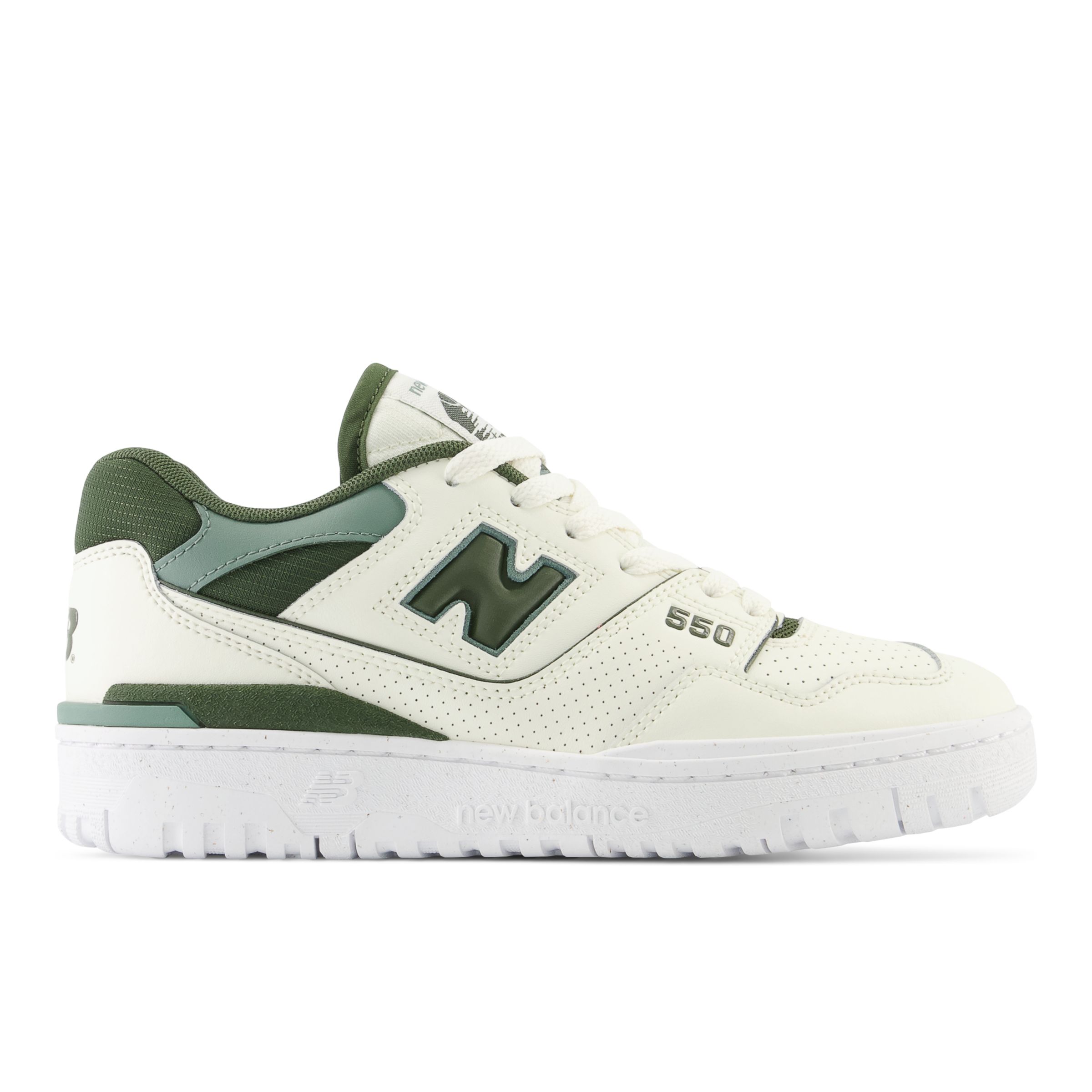 

New Balance Femme 550 en Beige/Vert, Leather, Taille 40