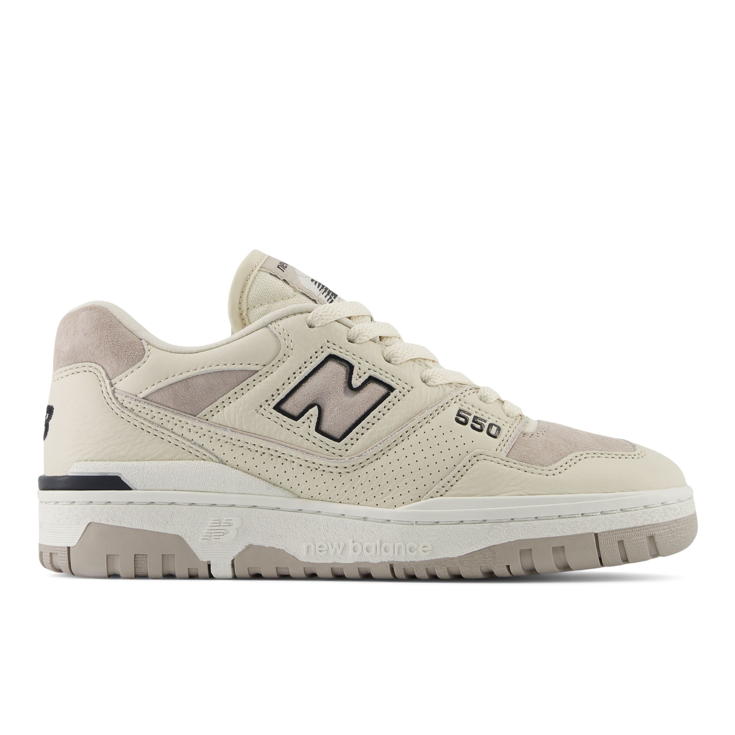 New Balance Women's 550 in Beige/Grey/Black Leather, size 3.5 Narrow