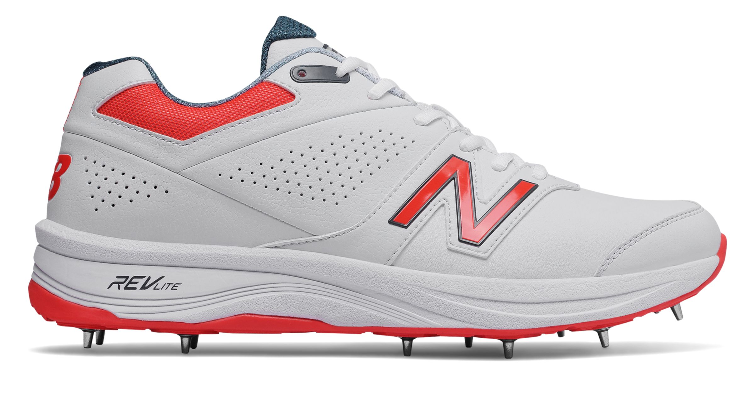 nb spikes cricket