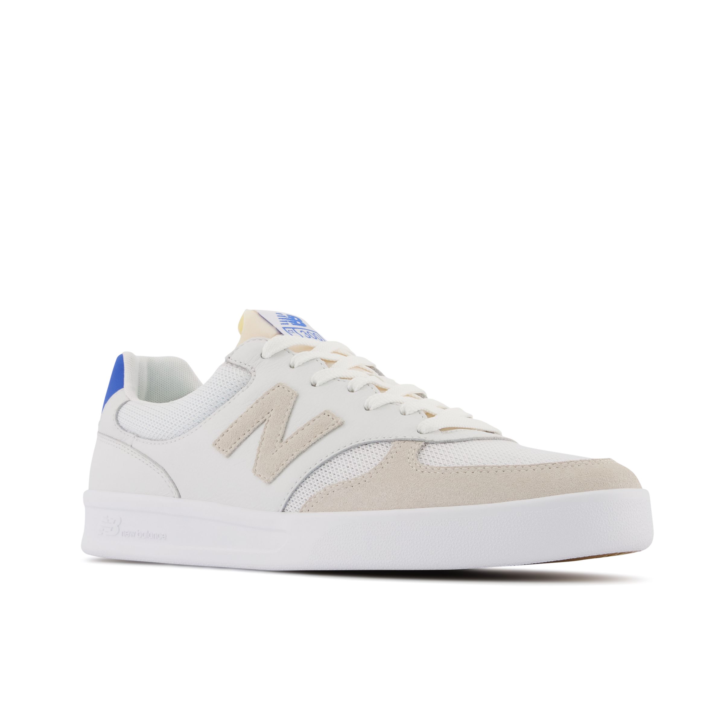 new balance modelo 300 Cinosural International School