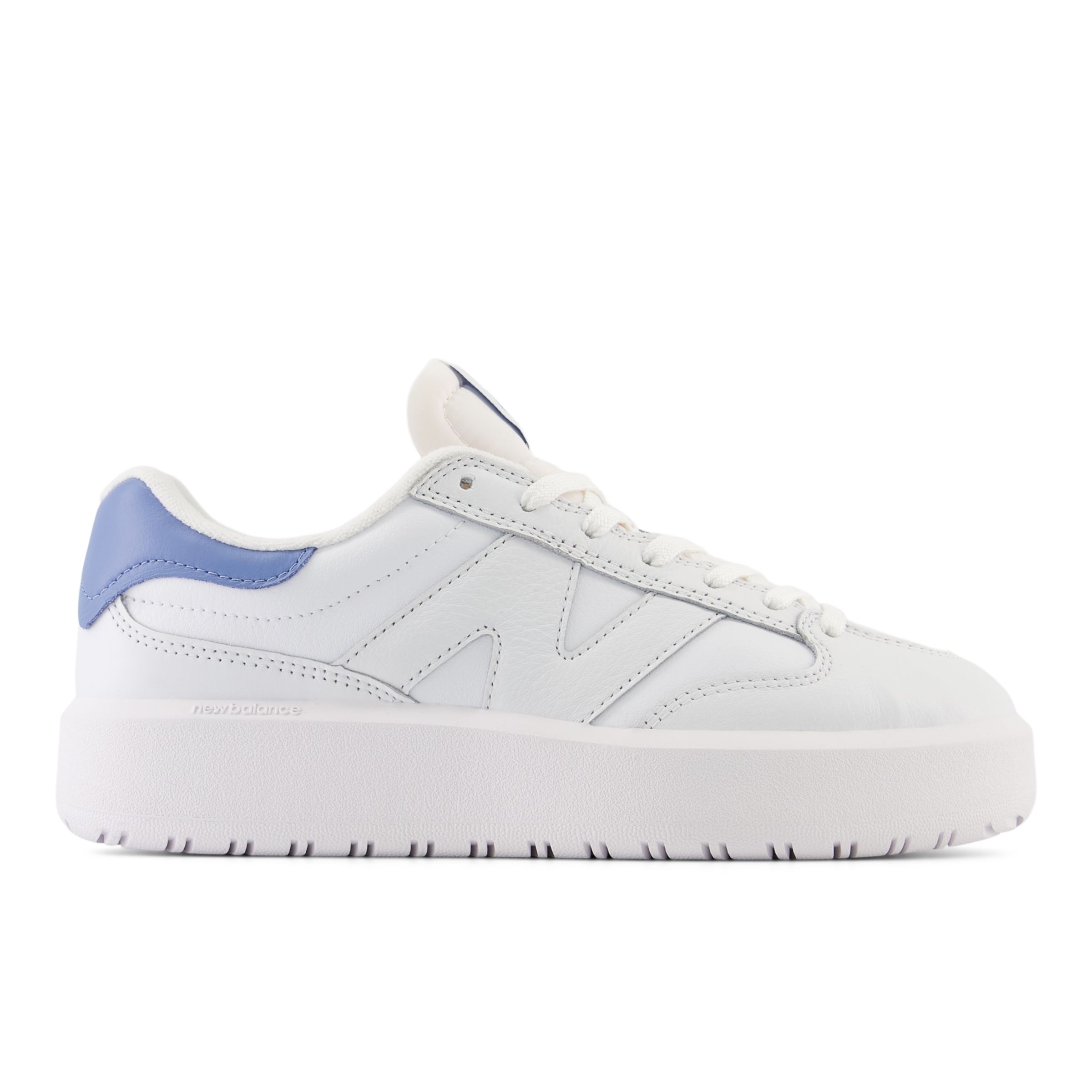 

New Balance Homme CT302 en Blanc/Bleu, Leather, Taille 36 Large