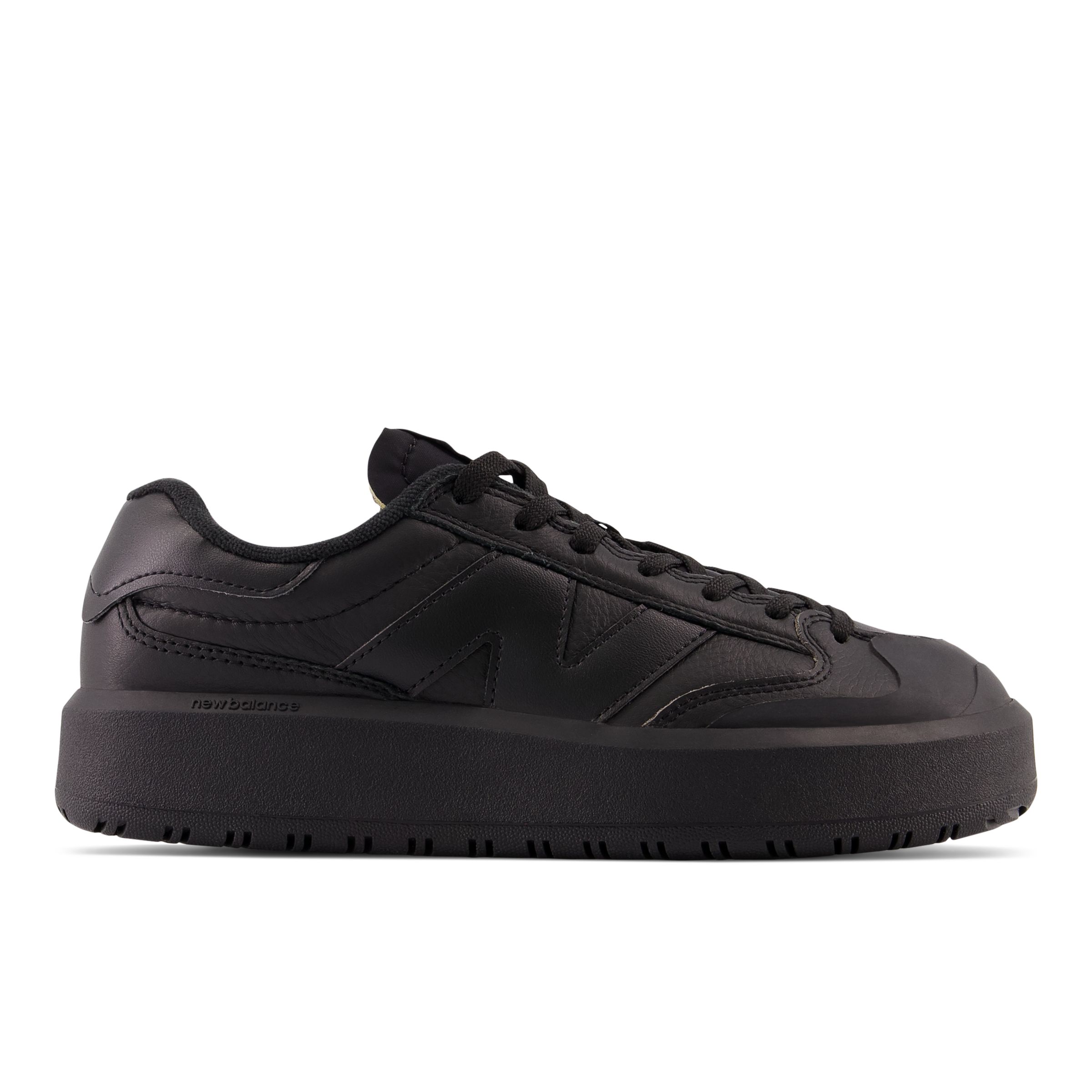 

New Balance Unisexe CT302 en Noir, Leather, Taille 39.5 Large