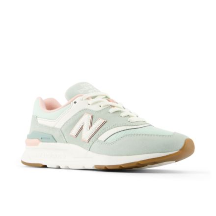 Women s Casual and Classic Sneakers New Balance