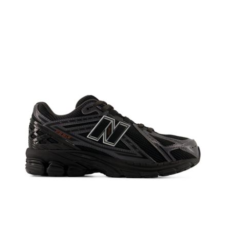 1906 LACE, BLACK with BLACK CEMENT, G1906252