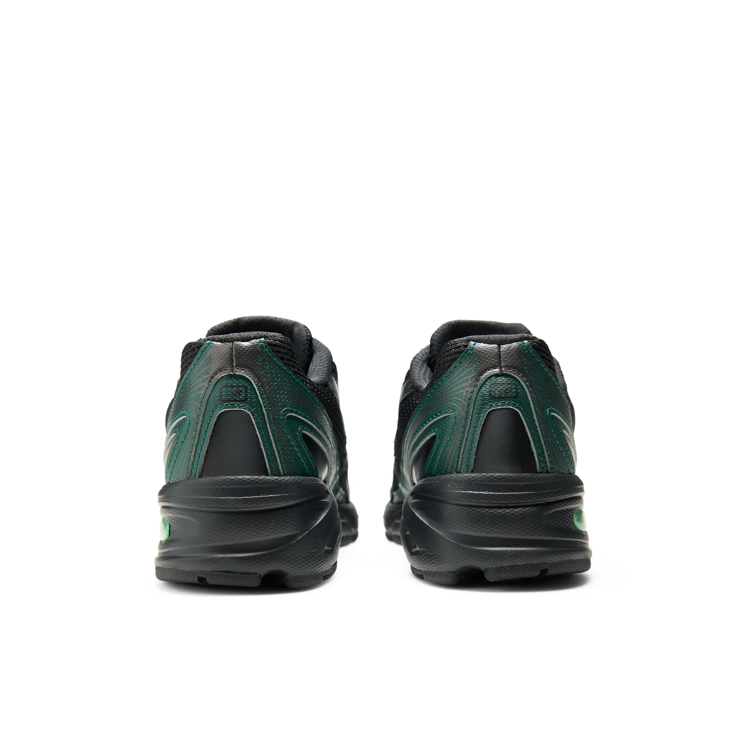 New Balance 740 LACE, G7403J1
