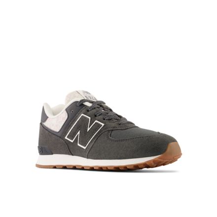 574 - Joe's New Balance Outlet