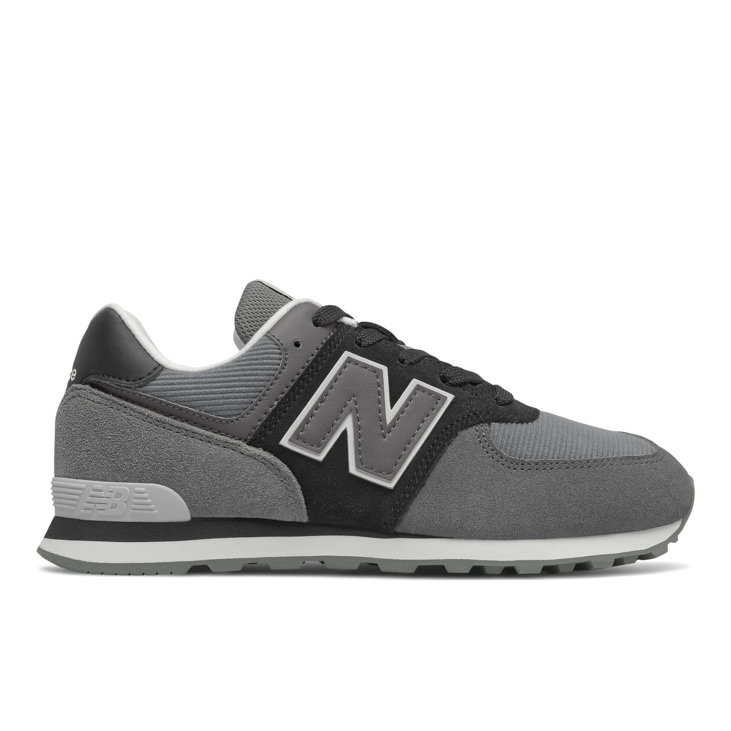 new balance 574 black size 5