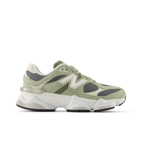 4040 v8 Youth Turf-Trainer