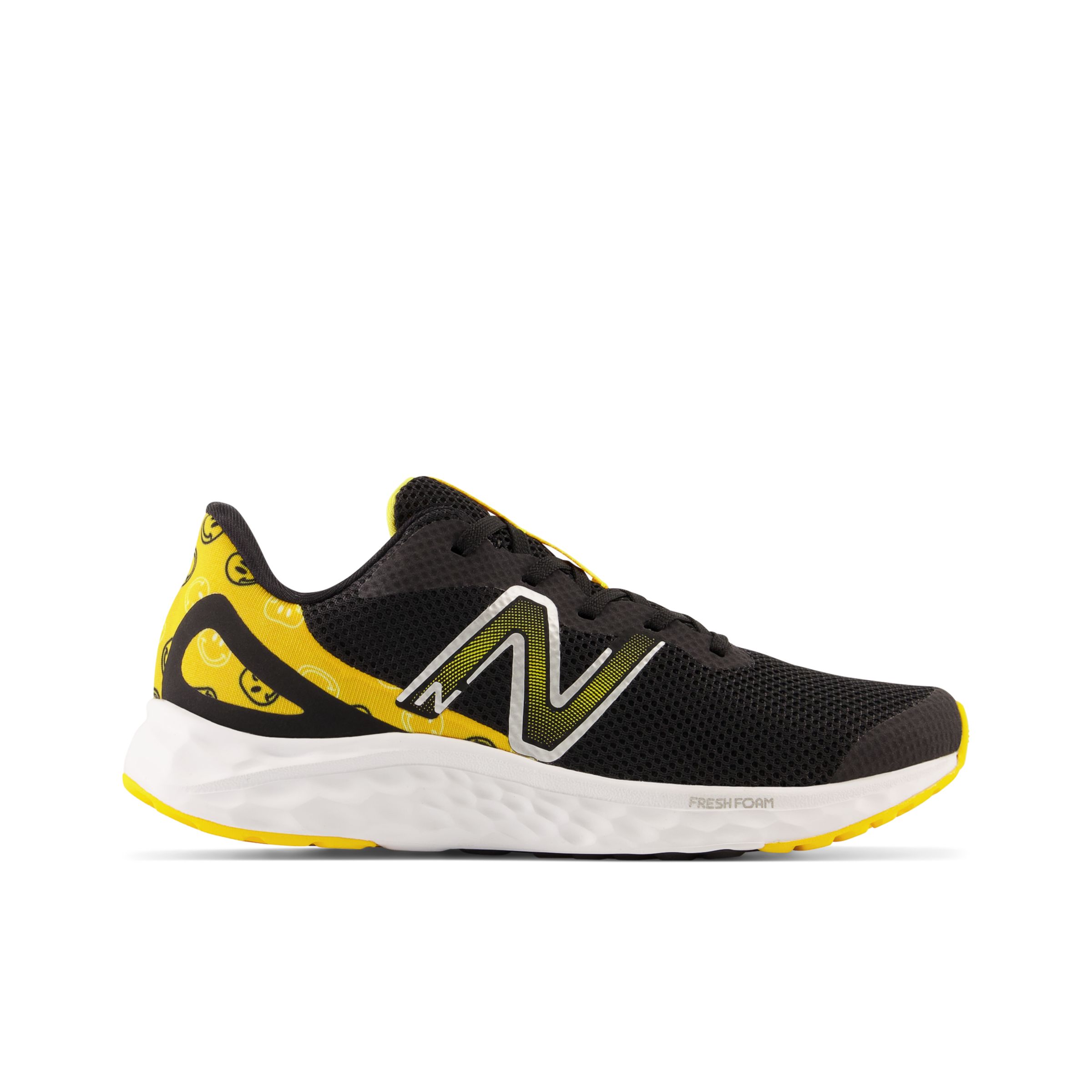 

New Balance Enfant Fresh Foam Arishi v4 en Noir/Orange, Synthetic, Taille 39