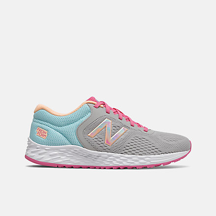 Kids' Running Shoes & Clothing - New Balance مدلك العيون Kids' Running Shoes & Clothing - New Balance مدلك العيون