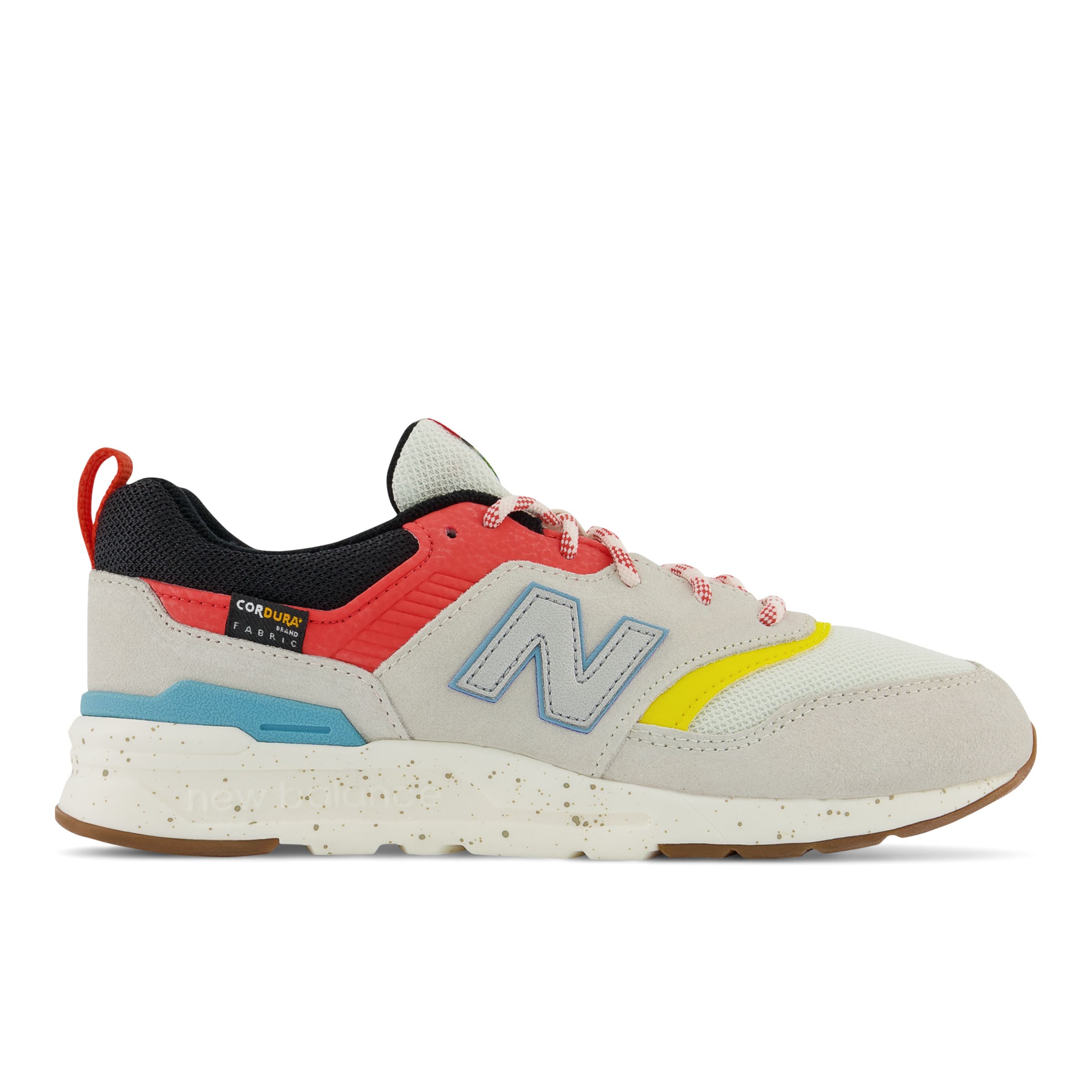 kopen new balance 997 Cinosural International School