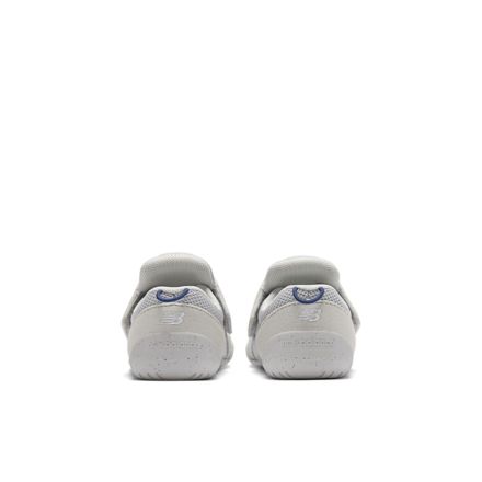 NEW-B FIRST Hook & Loop