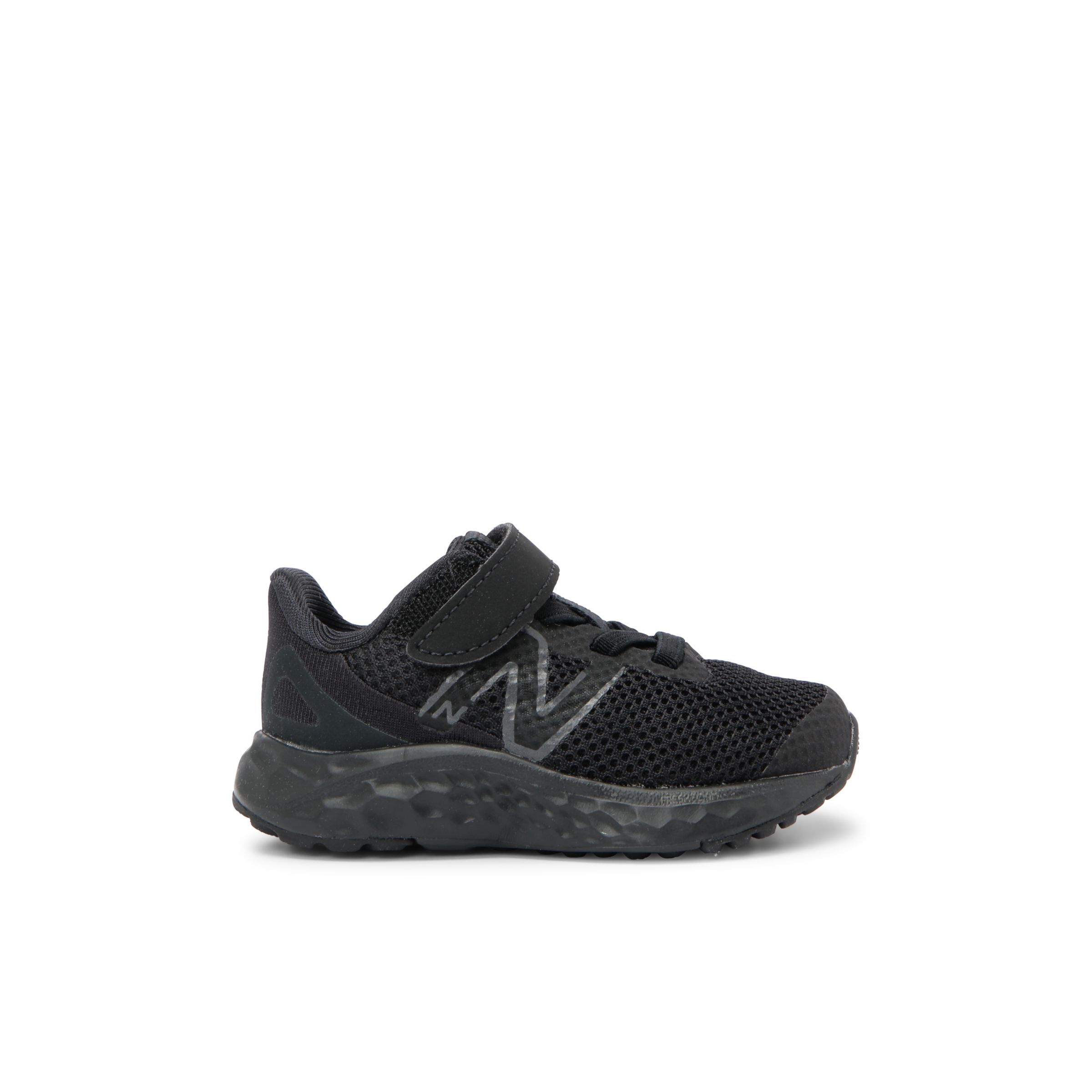 New Balance Enfant Fresh Foam Arishi v4 Bungee Lace with Top Strap en Black/Noir, Synthetic, Taille 25.5