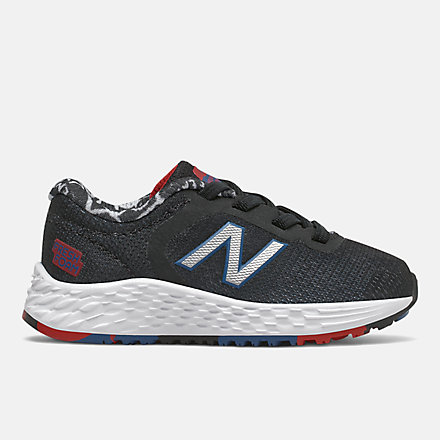 Kids' Running Shoes & Clothing - New Balance كريمة خفق Kids' Running Shoes & Clothing - New Balance كريمة خفق