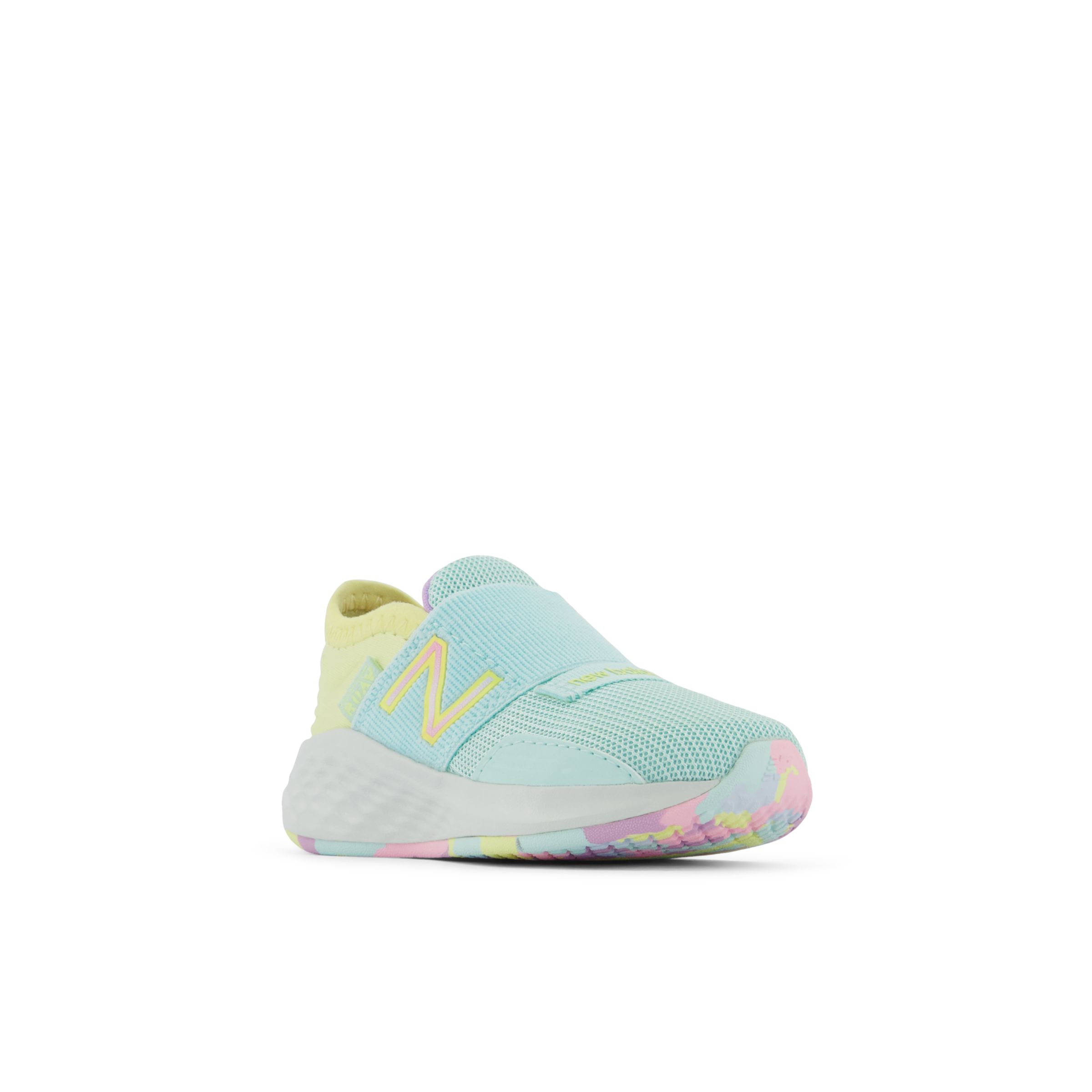 new balance fresh foam roav pink