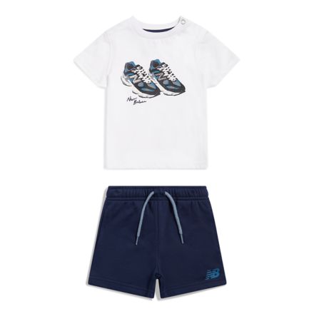9060 Graphic T-Shirt & Short Set