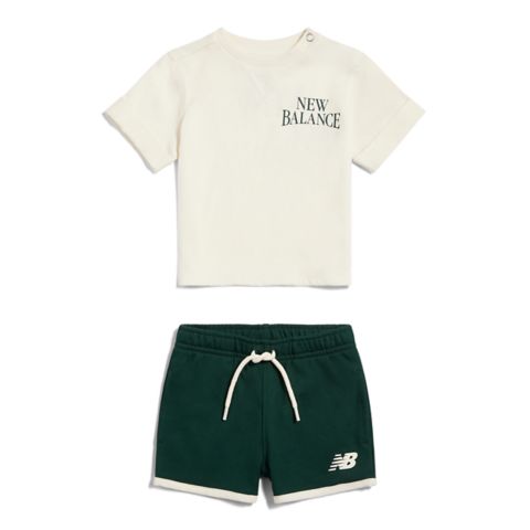 Детские брюки New Balance NB Athletics Arched T-Shirt & Short Set