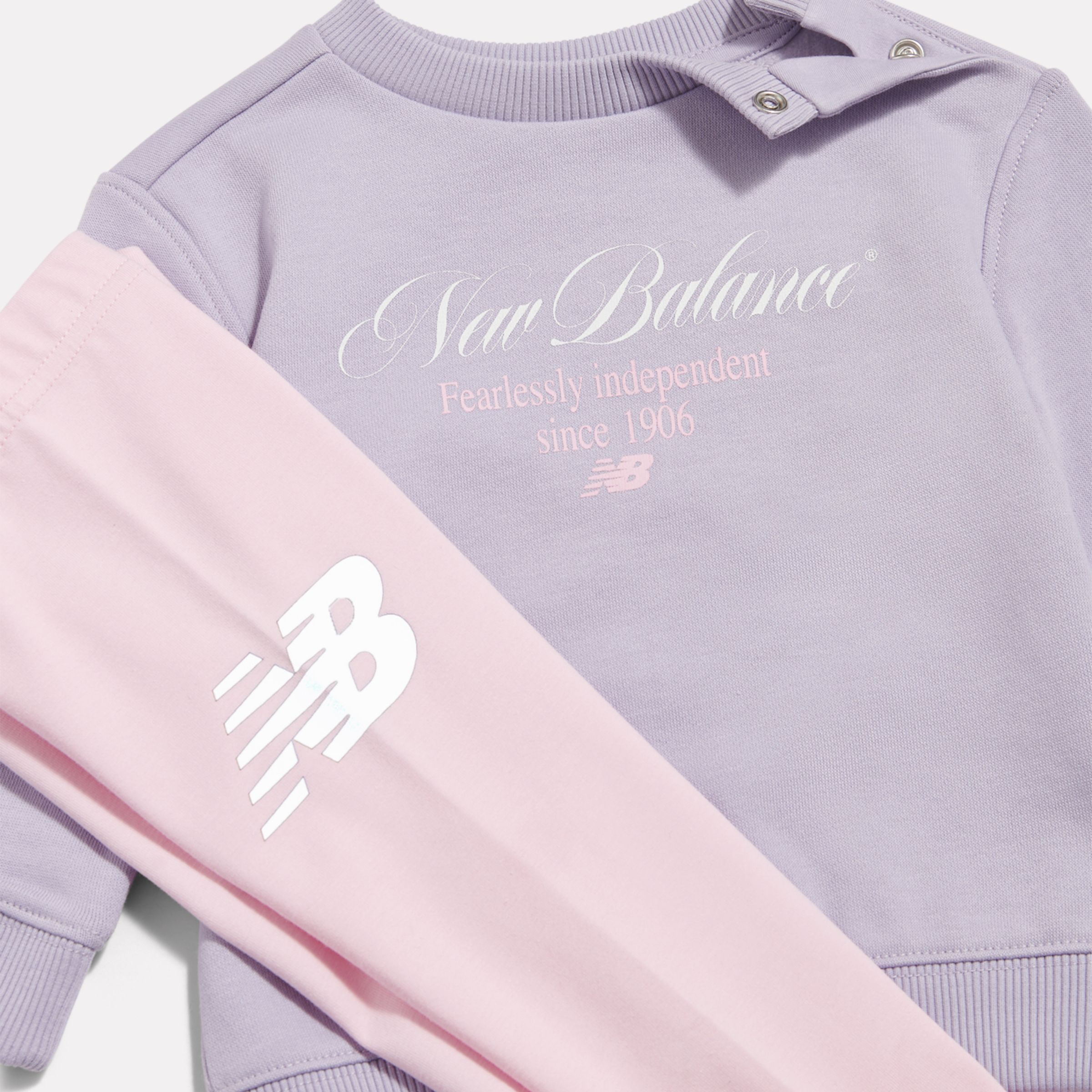 Script Graphic Crew & Legging Set