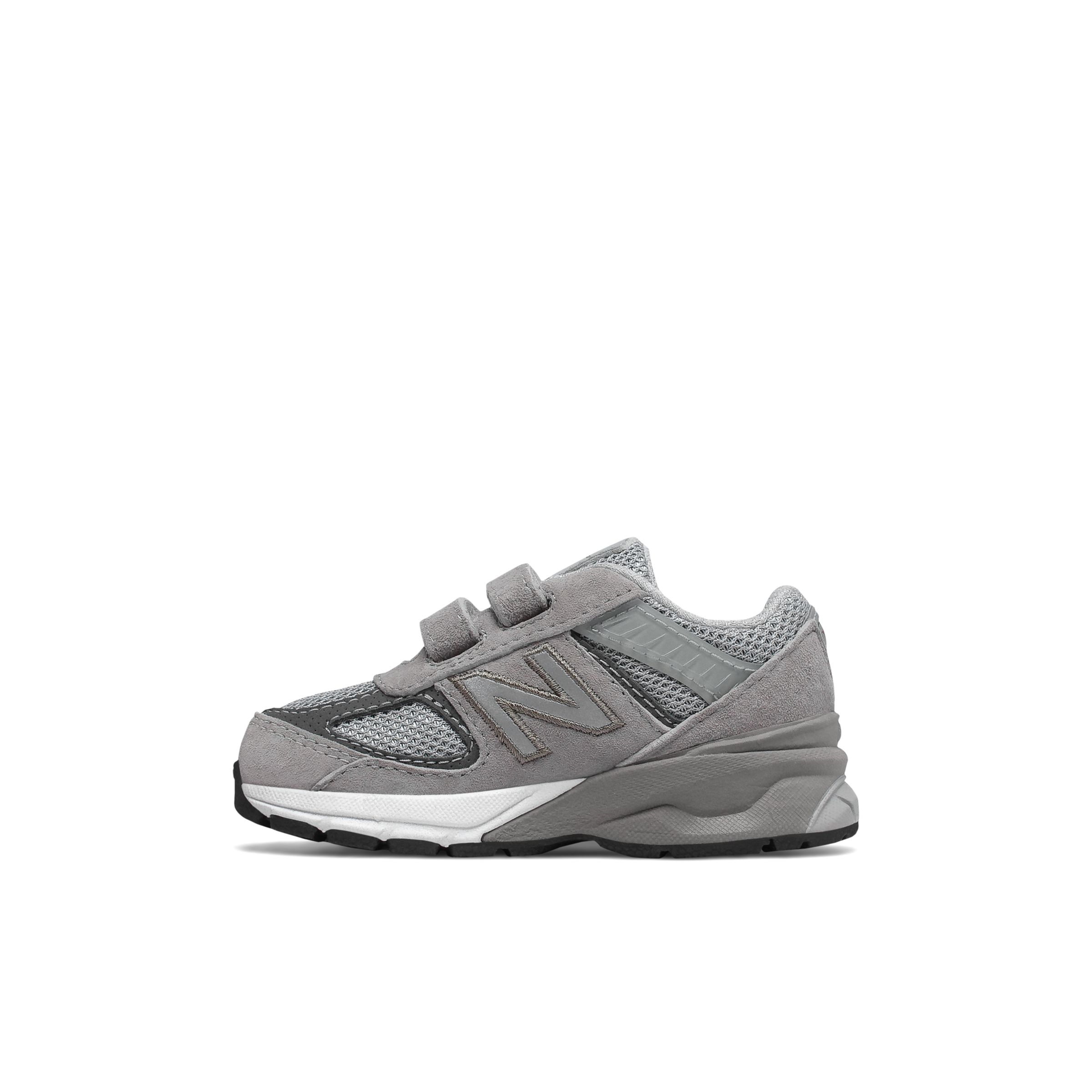 990v5
